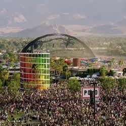 NEED WEEKEND 1 COACHELLA TIX