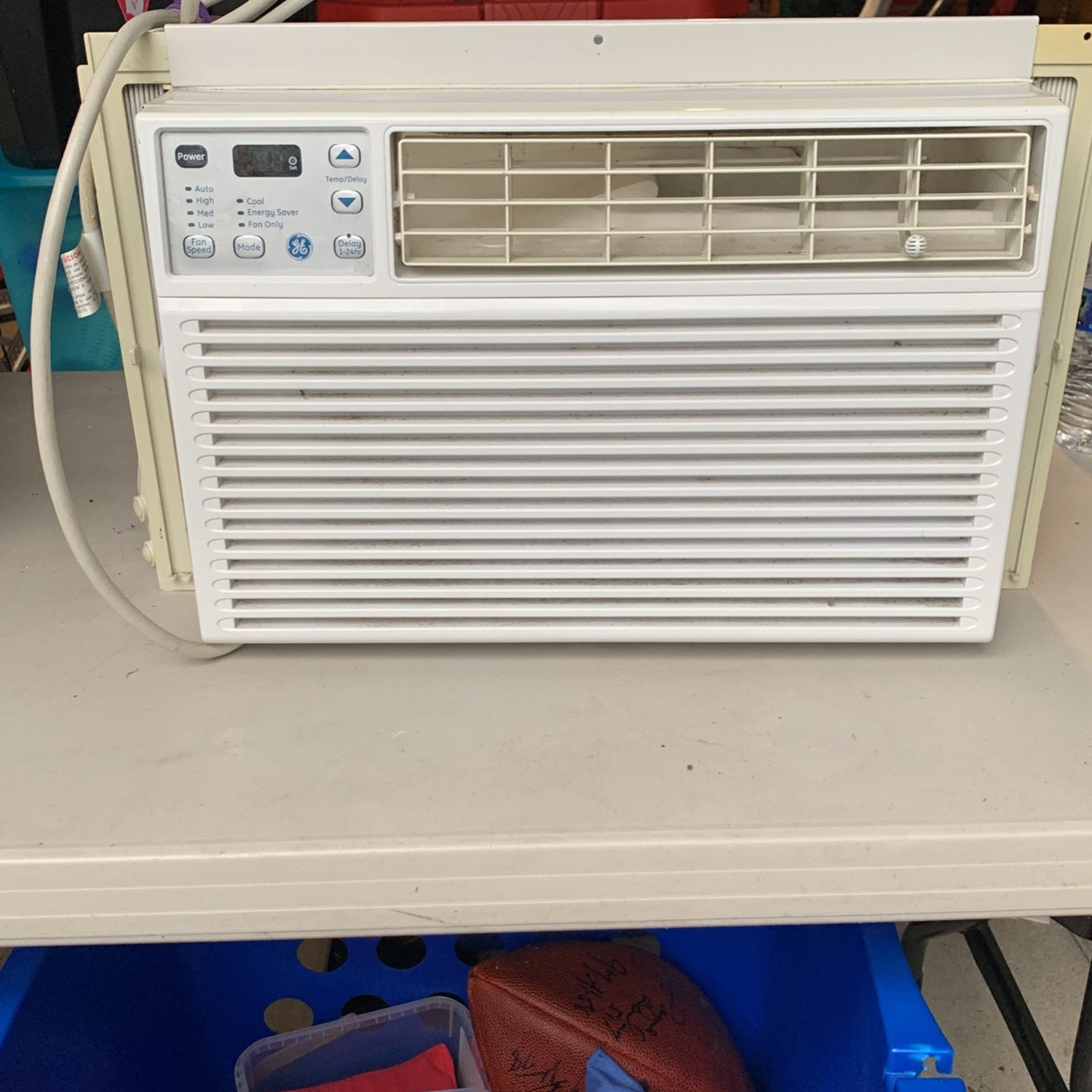 GE 6400 BTU Window Air Conditioner