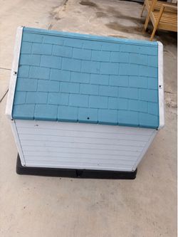Dog house Medium