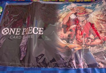 One piece play mat FIRM PRICE DONT WASTE MY TIME