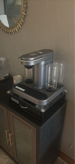 (Paid 400) Bartesian Professional Cocktail Maker, model 55306,