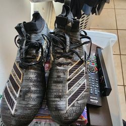 Adizero Shoes Size 11 