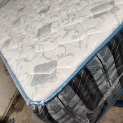 all Sizes Available Fast Deliver  🏃‍♂️ 😎 Free BOX Spirng When Your purchase A Bed