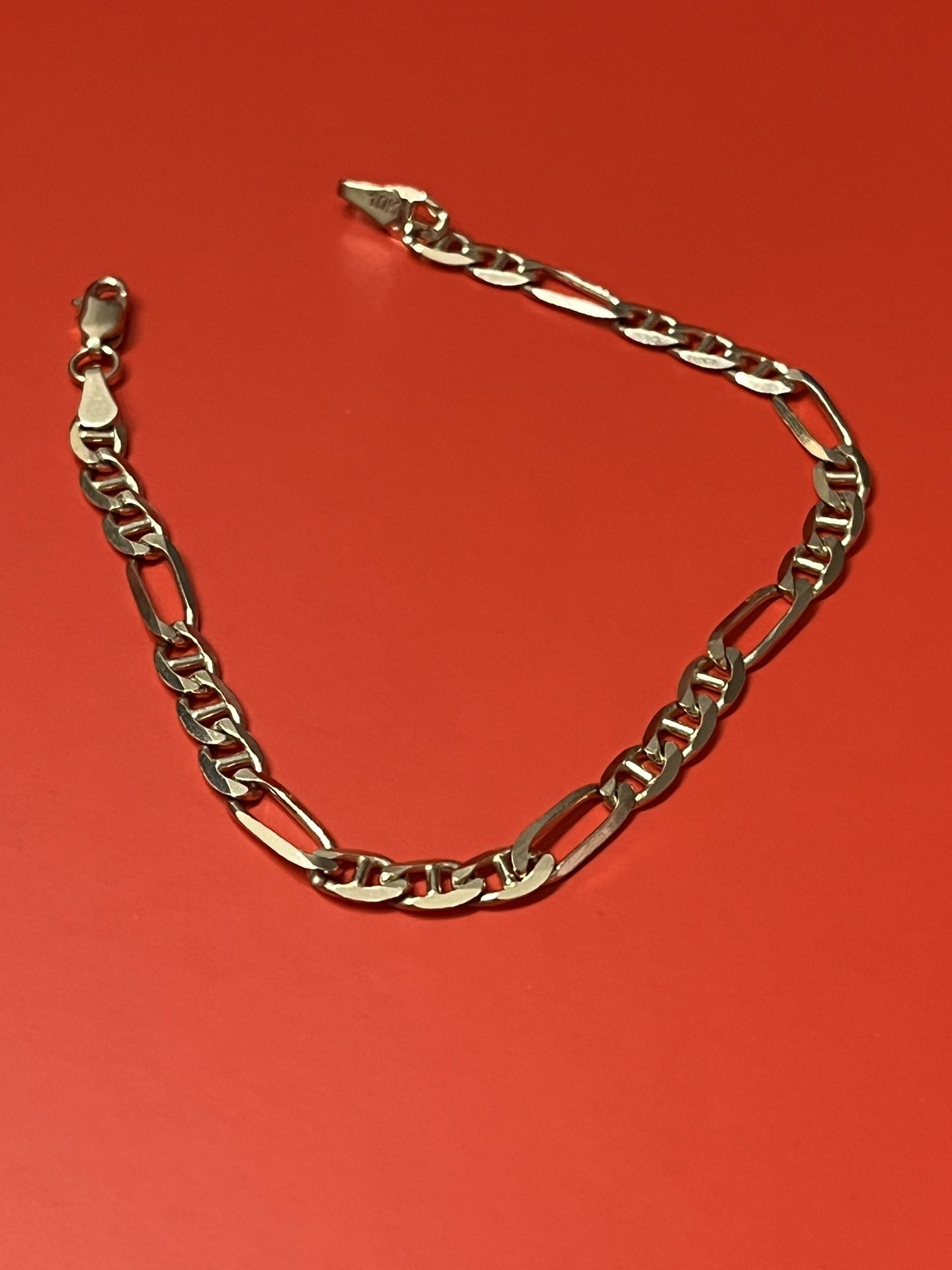 Rand New 10k Gold Figagucci Bracelet
