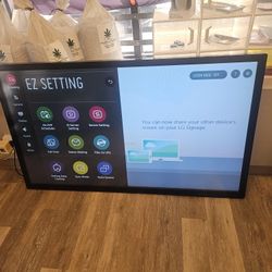 65" LG Interactive Display 