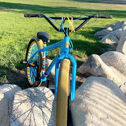 Maniacc Flyer SE Bike