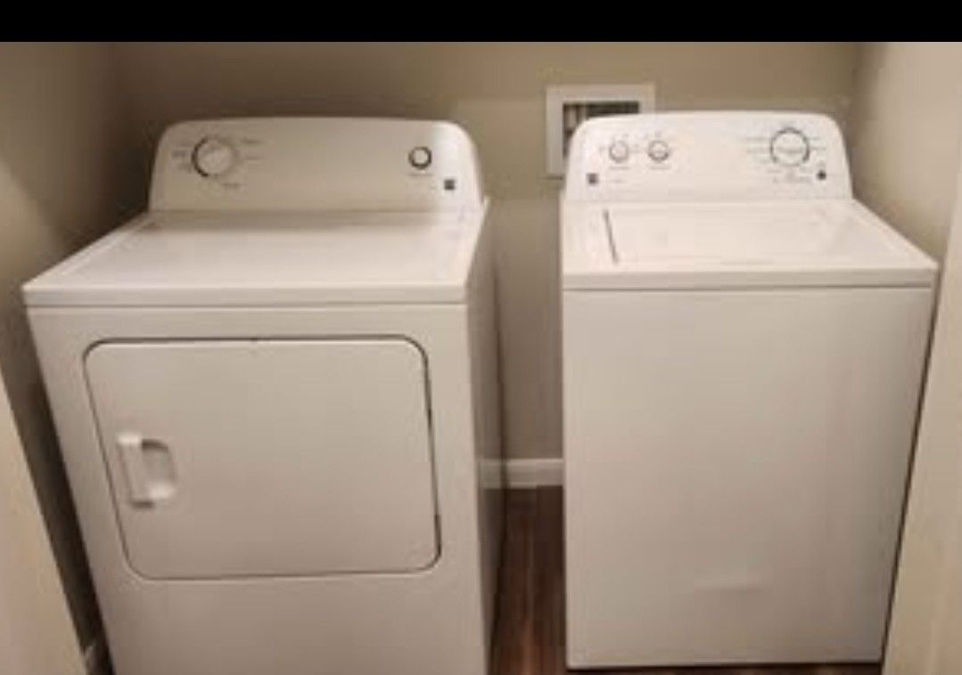 Electric Whirlpool Washer And Dryer