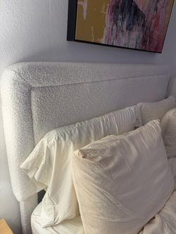 Queen Size Bedframe