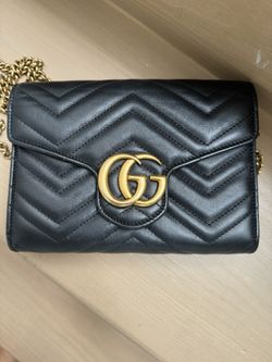 Gucci marmont Pre Loved Bag
