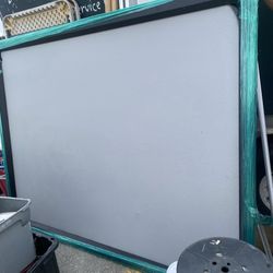 Da-Lite projector screen. Brand new. See pictures for specs and info. 6ft x 8ft fixed mount $100 firm  Free Local delivery available to Fort Lauderdal