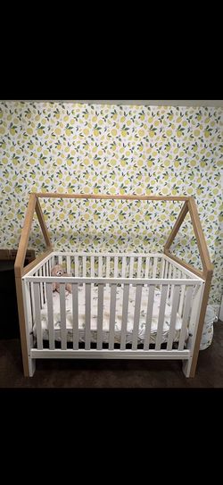 Storkcraft Orchard 6-in-1 Convertible Crib