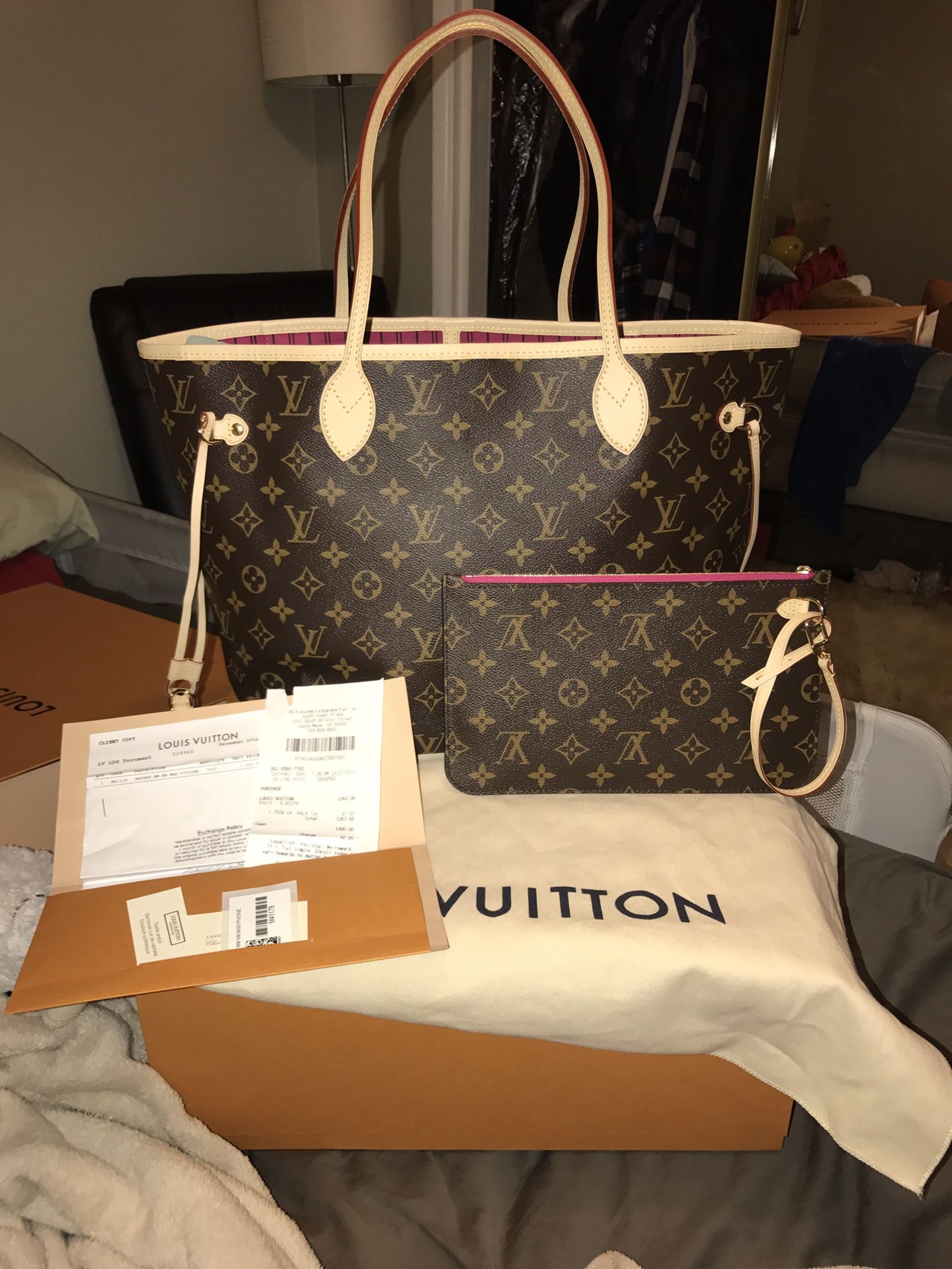 Louis Vuitton neverfull MM for Sale in West Puente Valley, CA