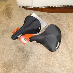 2 Serfas Bike Seats