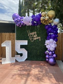 Marquee Numbers