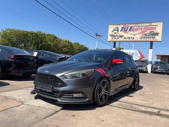 2017 Ford Focus ST