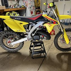 2010 2025 build date Suzuki RM 250 Aluminum Frame