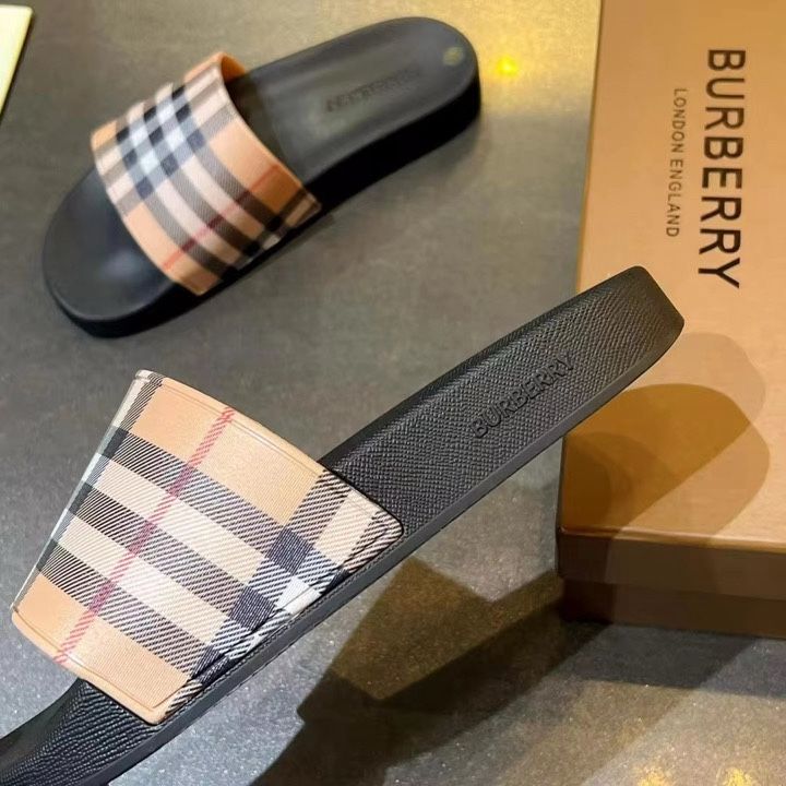 Burberry slides
