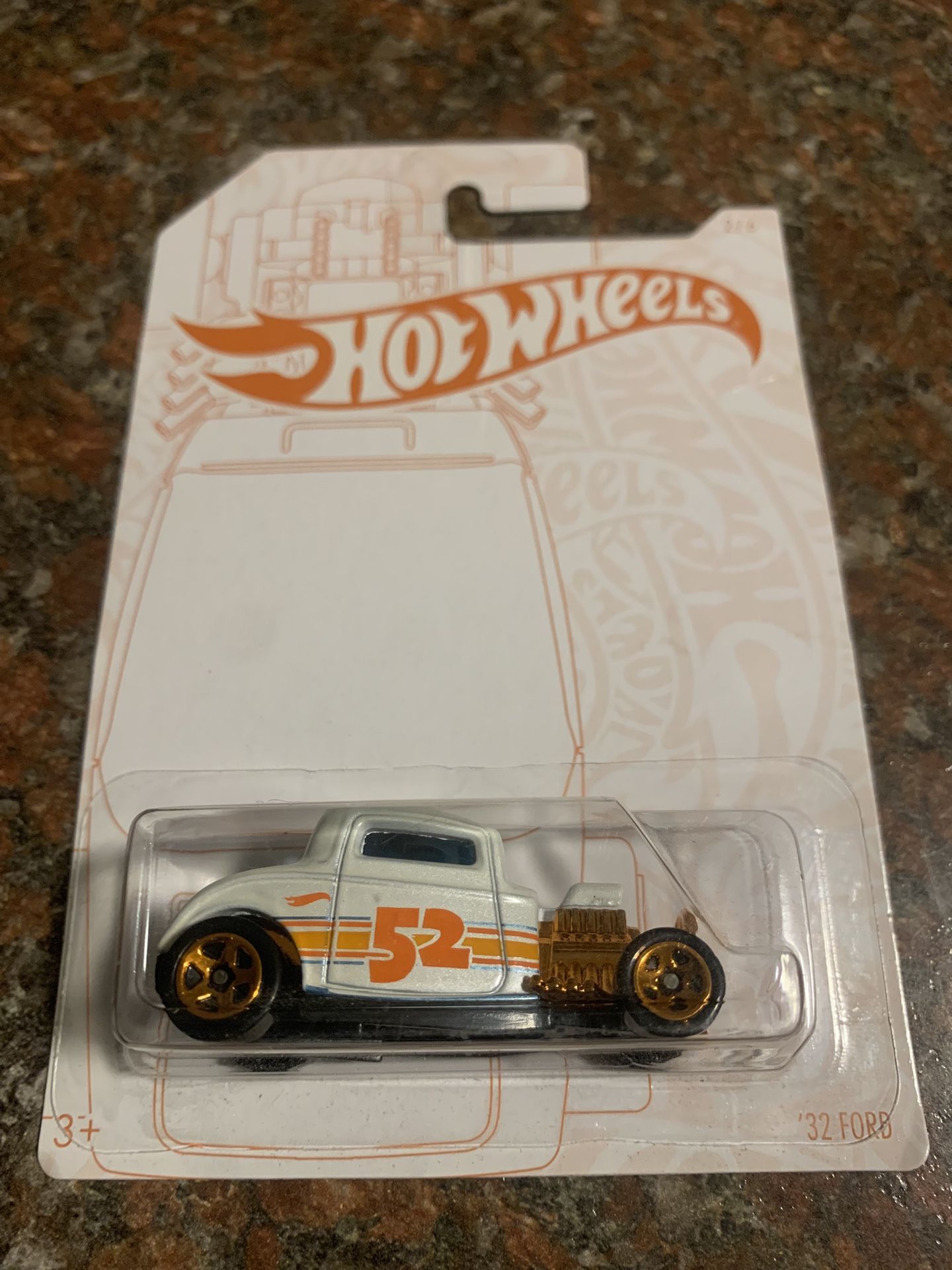 Hot Wheel  1932 Ford GJW49-K910L1