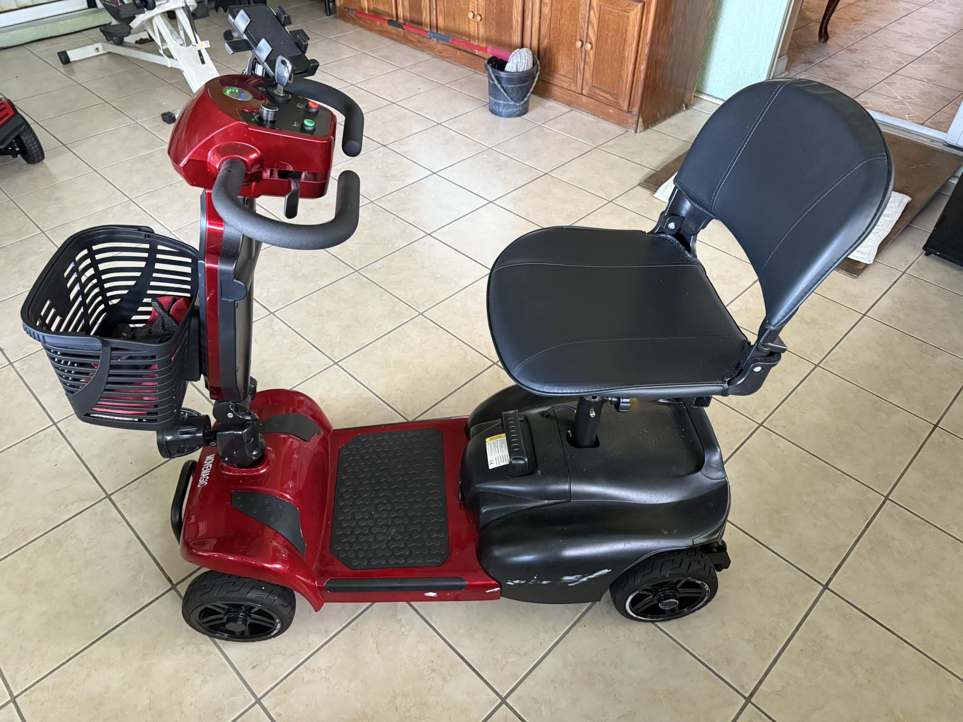 MOVEMAGIC Mobility Scooter