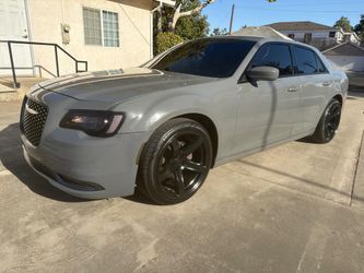 2019 Chrysler 300