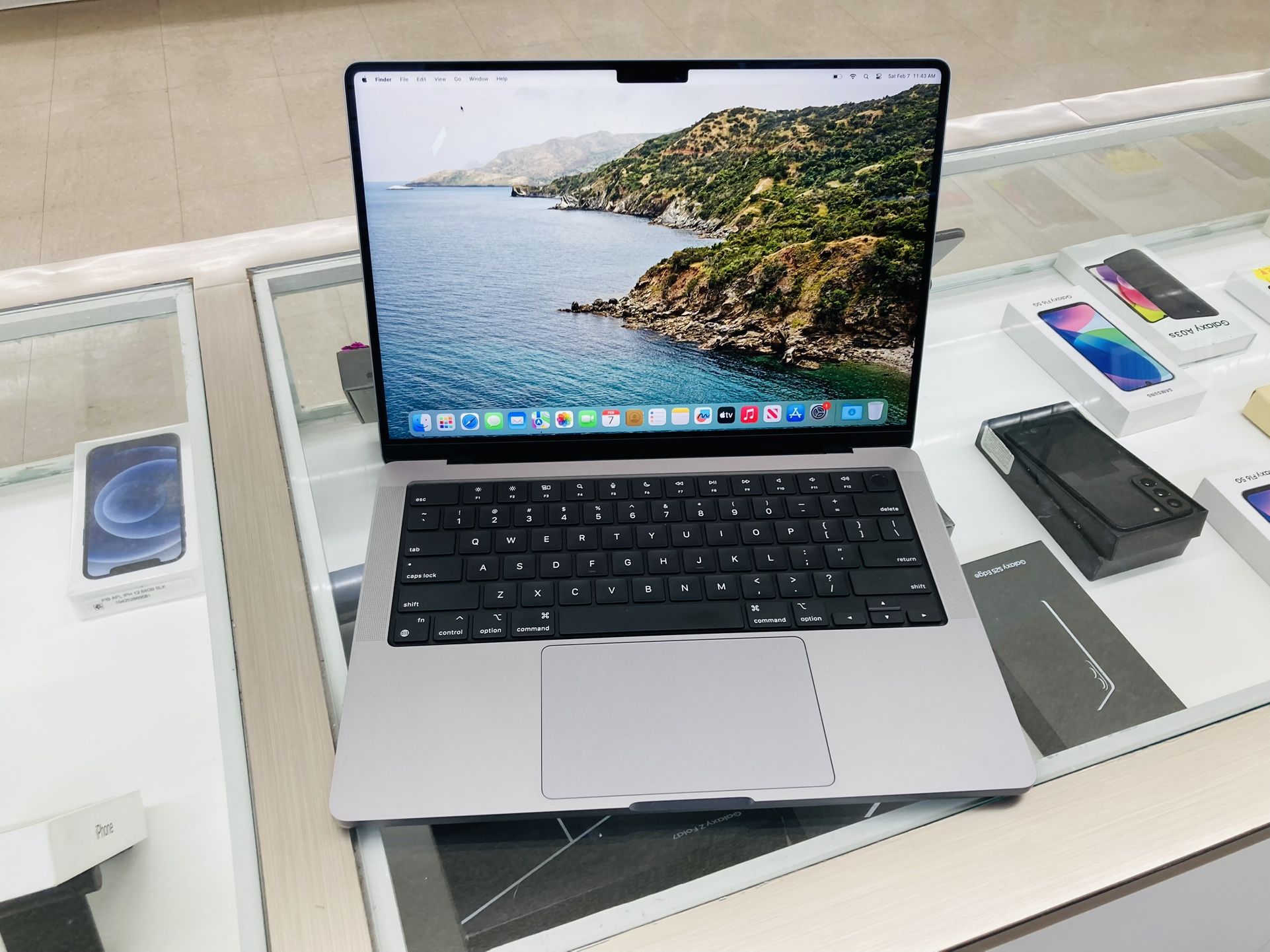 MacBook Pro M1 Pro 32gb Ram 512gb SSD