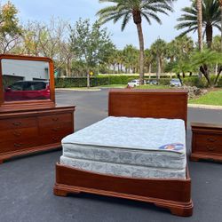 BEAUTIFUL SET QUEEN W BOX + MATTRESS / DRESSER W MIRROR & NIGHTSTAND - BY RIVERS EDGE - SOLID WOOD - GREAT CONDITION - Delivery Available