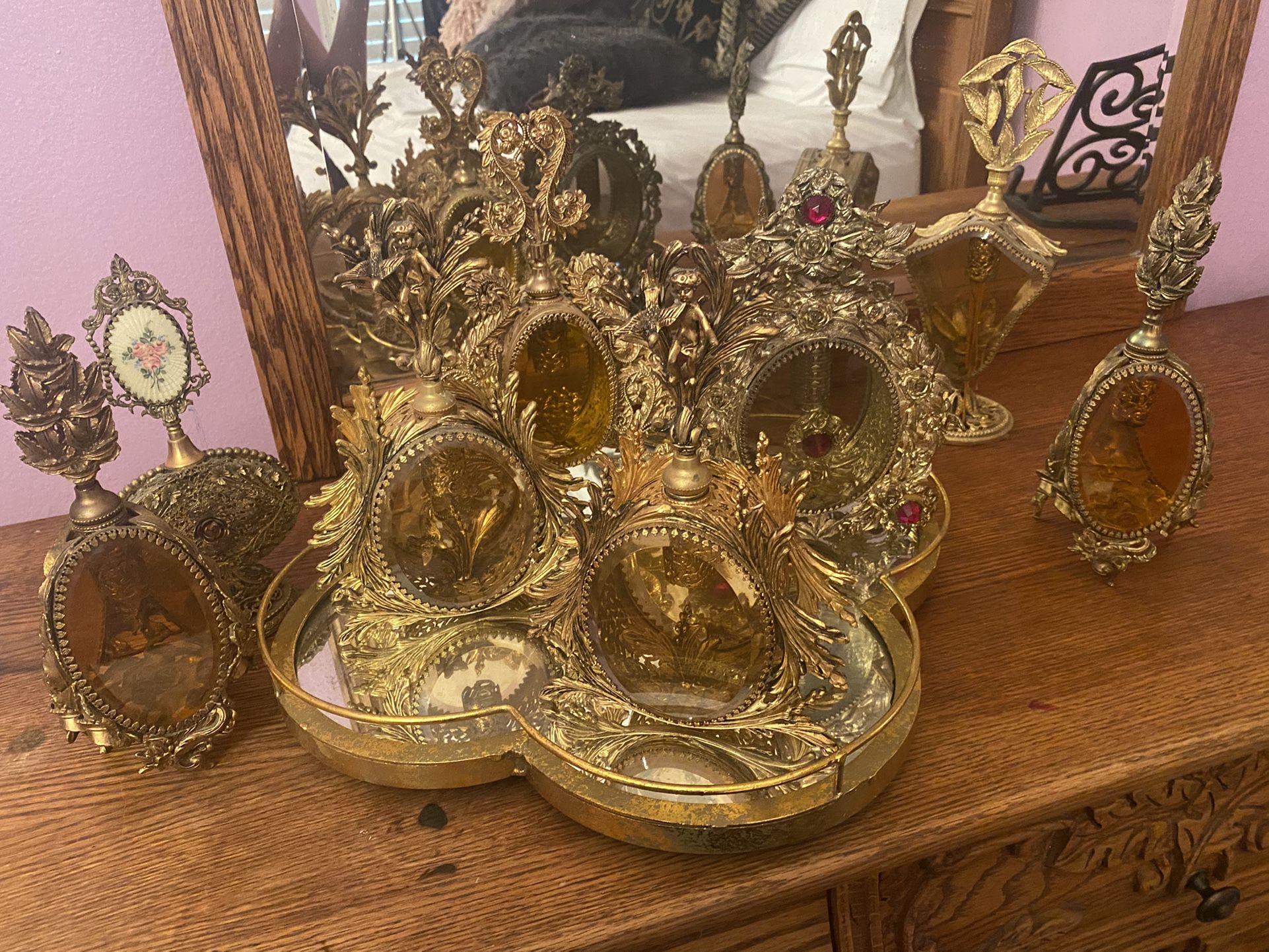 Paris Chic Ormolu Manson Filigree with Flowers & Angels