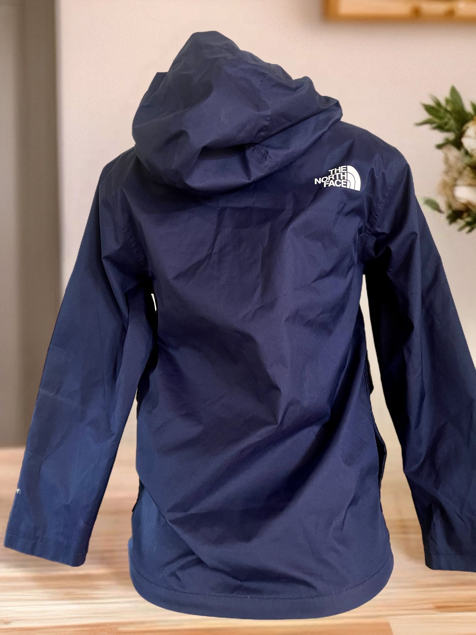 The North Face navy blue windbreaker jacket #windbreaker youth size 12-14 used like new navy blue, lightweight, waterproof, sporty, outdoor, activew