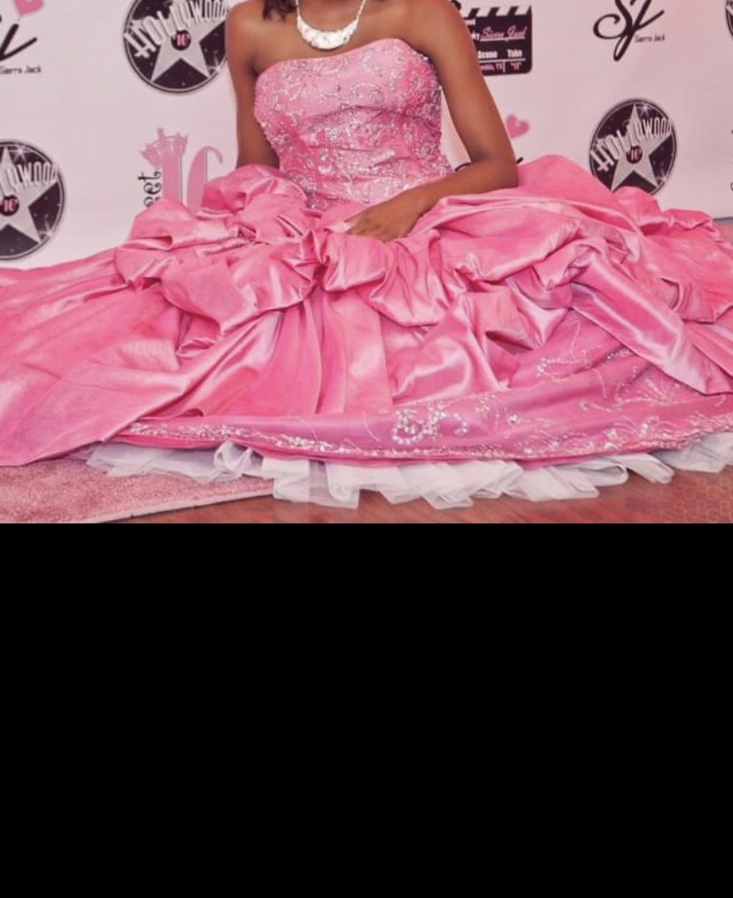 Pink Quinceanera Formal Dress/ Prom Dress / Formal Wear