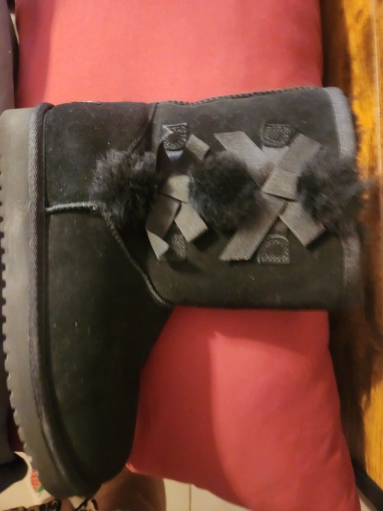 Brand New Uggs Koolaburra