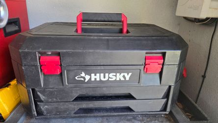 Husky tool box