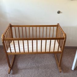 Rocking Baby Crib