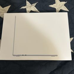 MacBook Air empty box