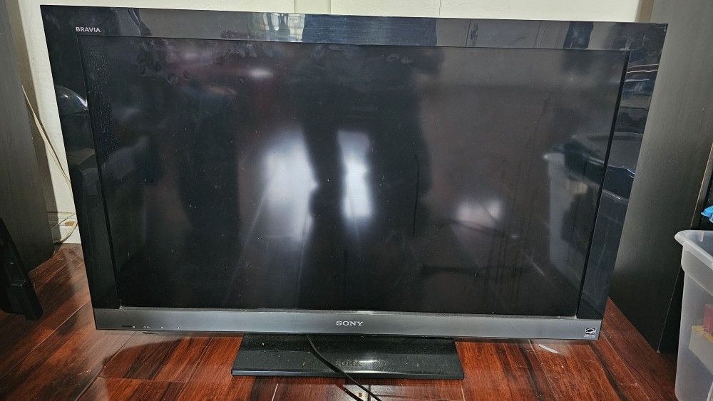 SONY LCD TV 40 Inch