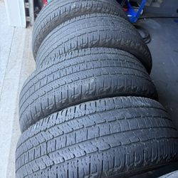 275/55/20 Goodyear Set 