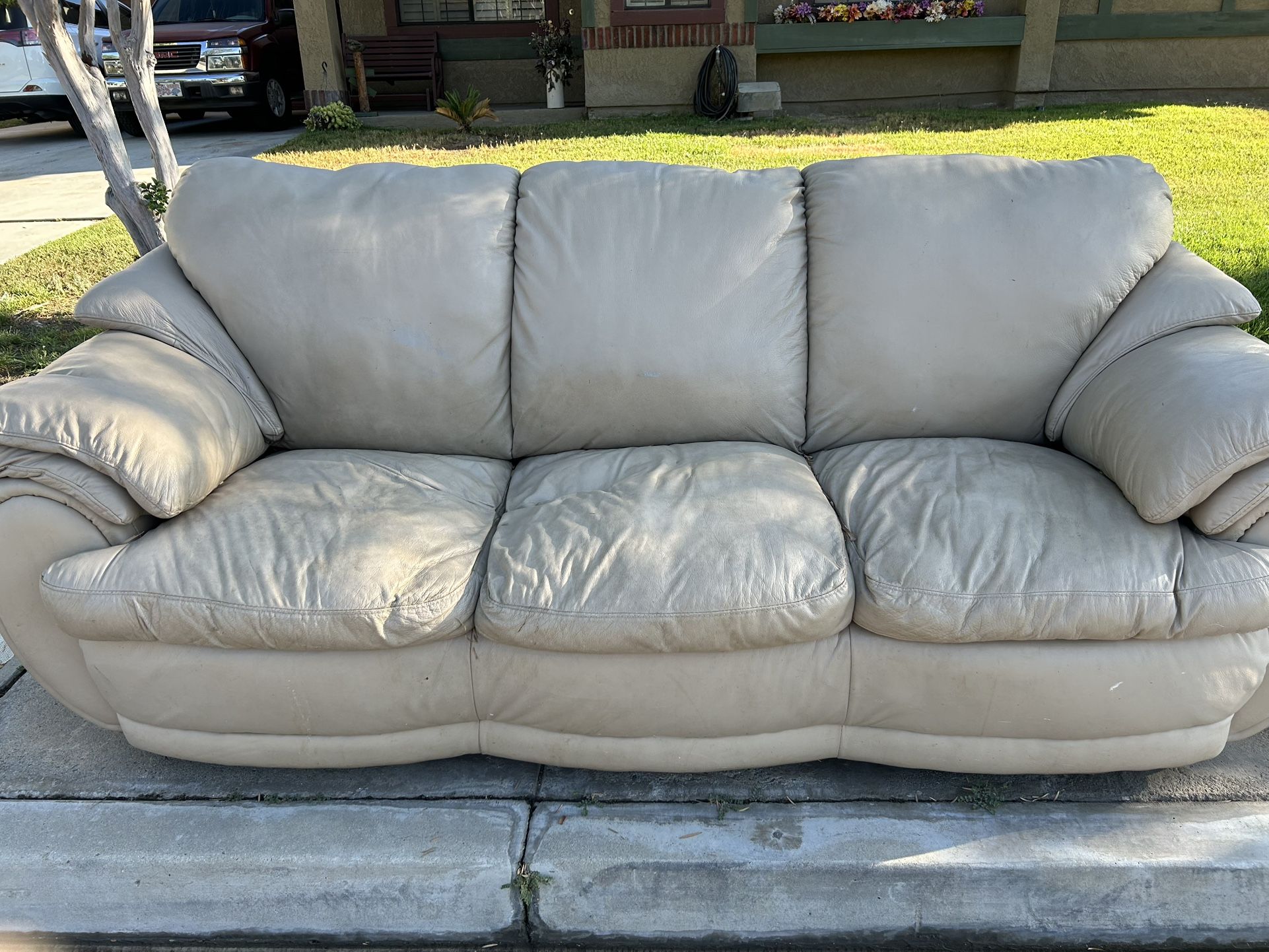 Free Couch