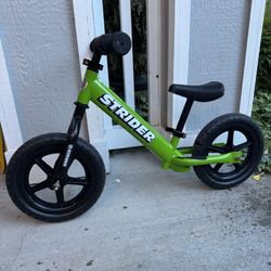 Strider 12 Sport Balance Bike Green Toddler No Pedals Kids Bike