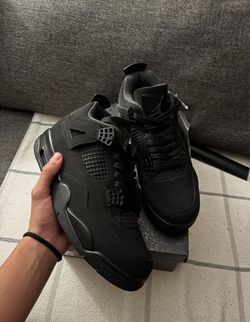 Jordan 4’s Black Cats