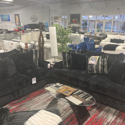 $2499 Black Sofa Loveseat🖤