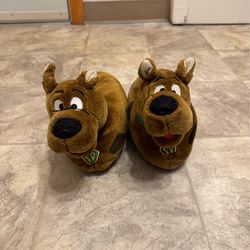 Vintage Scooby-Doo Slippers