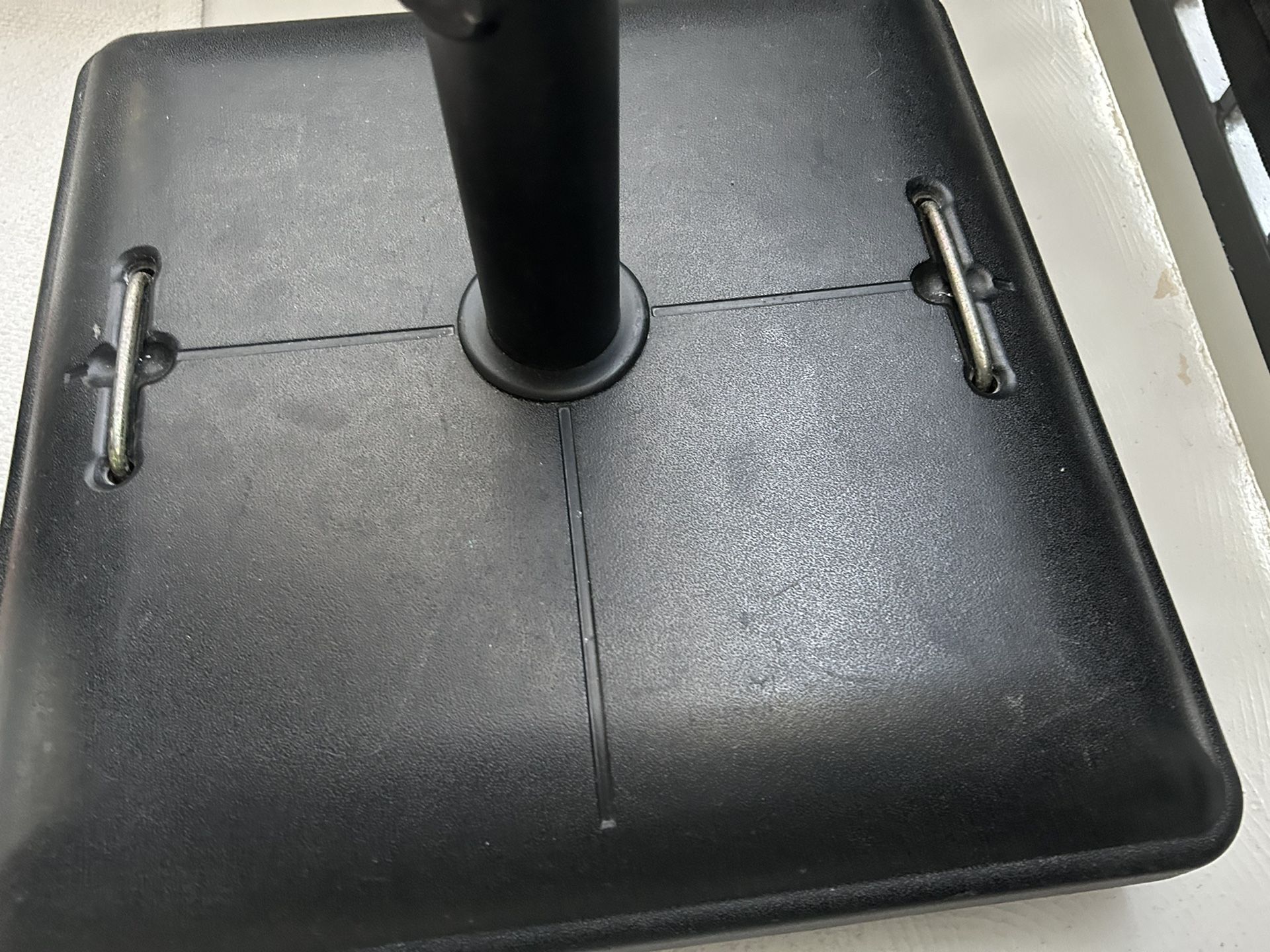 Umbrella Stand Base Black 