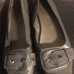 FIONI Grey Flats. Women’s Size 9M