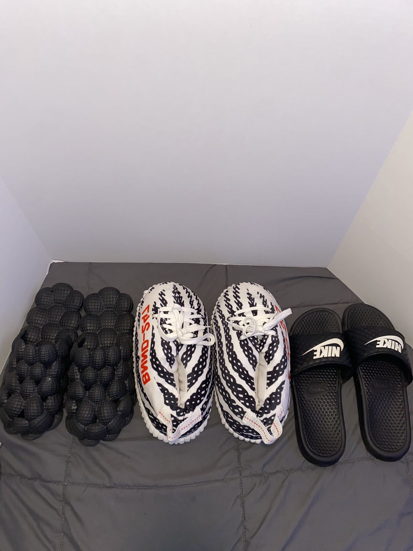 Nike Slides, Yeezy Slippers, Golf ball Slides