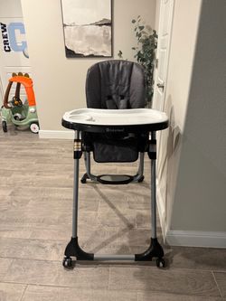 Babytrend high chair