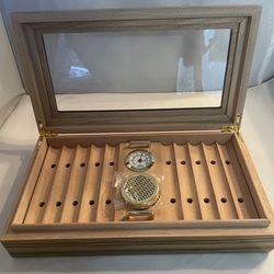 Humidor Hygrometer with Removable Ventilated Cigar Bed