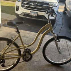 Novara Flirt bike