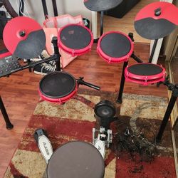 Alesis Nitro Max Drum Kit