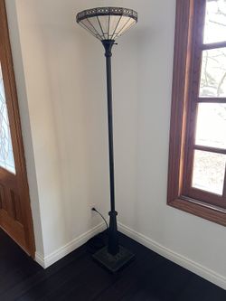 2 Standing Lights
