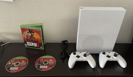 Xbox One - 2 Controllers - 2TB SSD