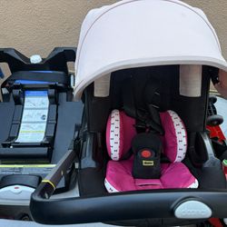 Doona stroller with car seat base